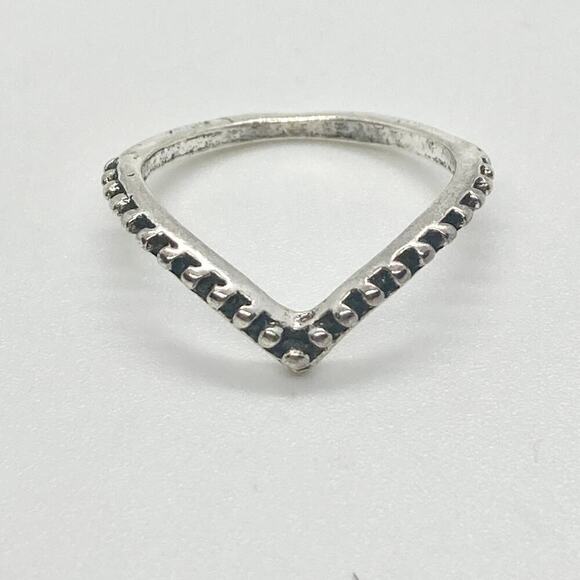 Size 6 Silver Tone Beaded Chevron Ring - Picture 3 of 8